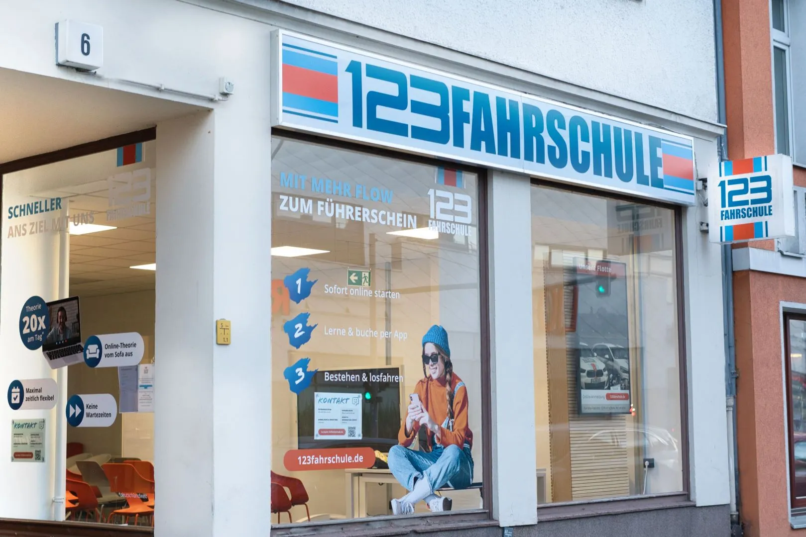 123Fahrschule-Filiale in Berlin Lichterfelde Ost von außen fotografiert