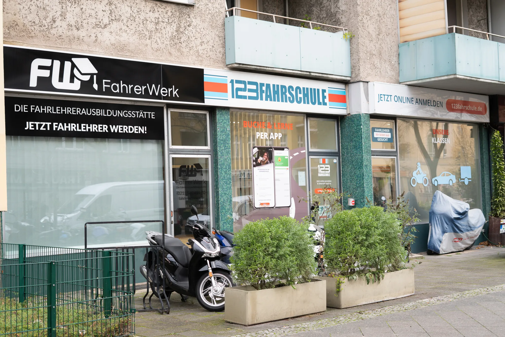 Außenansicht der 123fahrschule Berlin Tempelhof